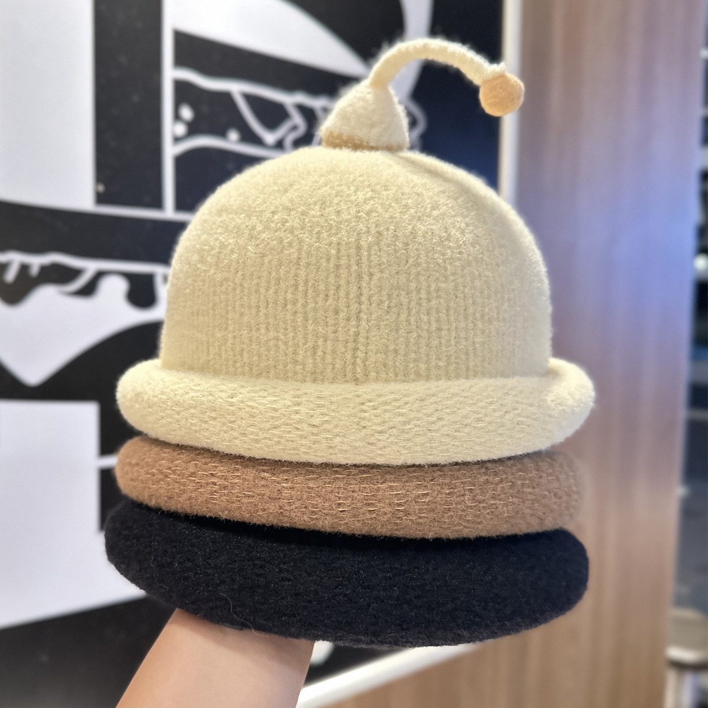 Playful Big-Eyed Garlic Knitte - огляд і ціна Beanie Cuffed Knit